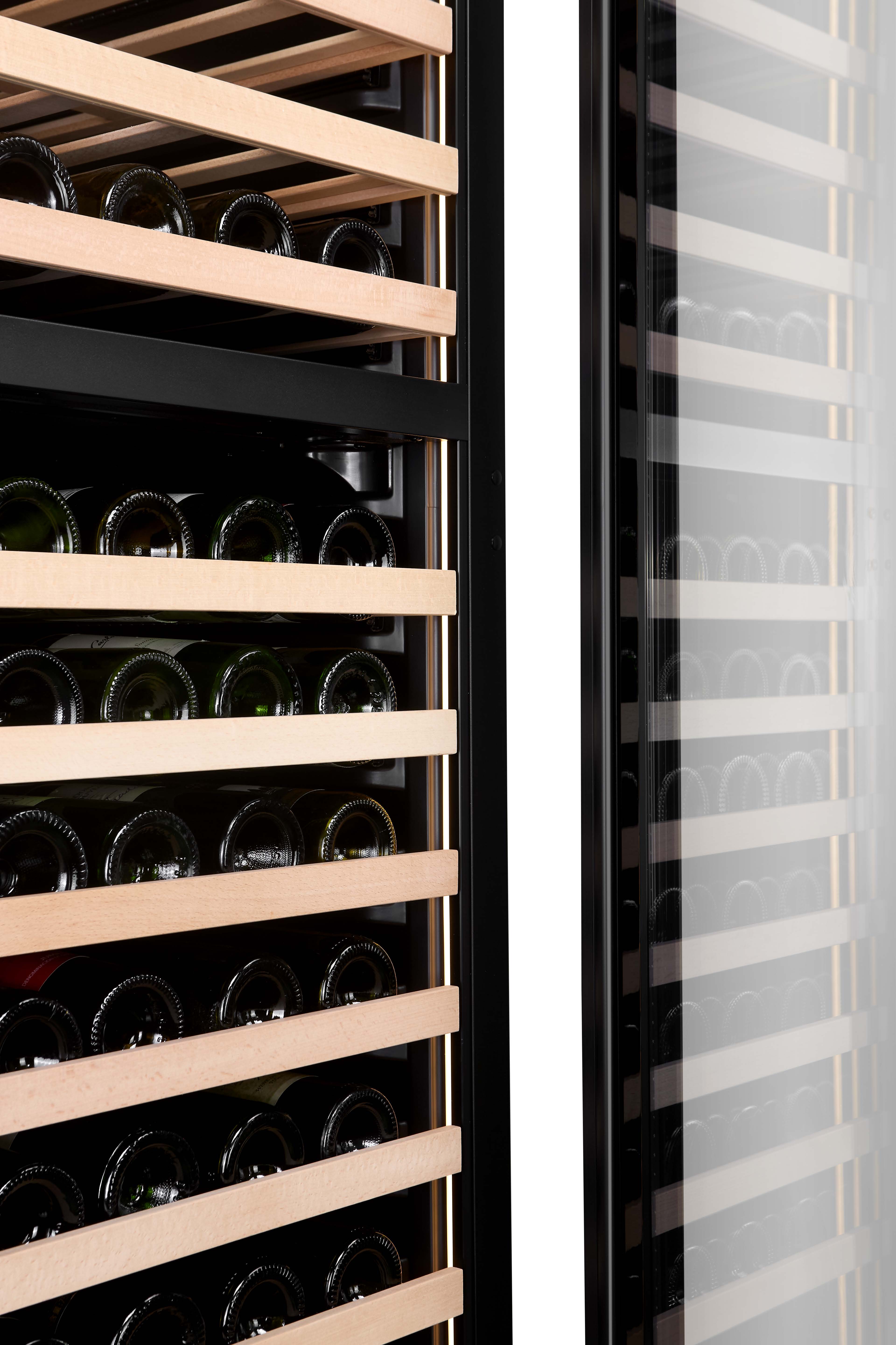 FWS154D-BLACK - 154 Bottle Wine Fridge