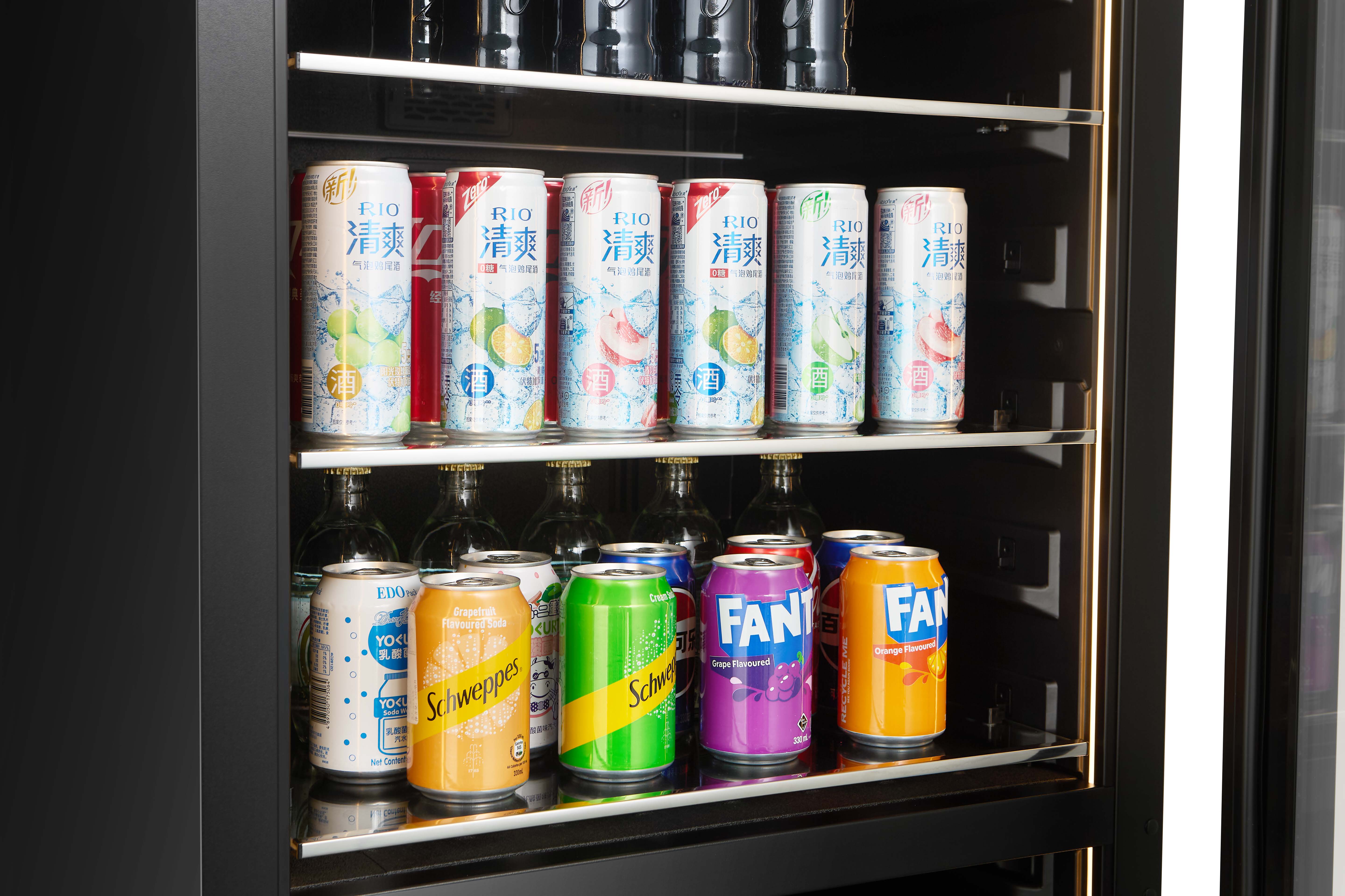 WBV93D-BLACK - 318L Beverage Centre (Wine & Beverage)